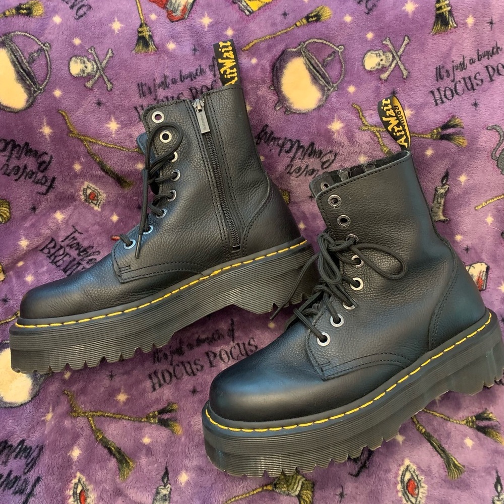Dr. Martens Jadon III Platform Boots